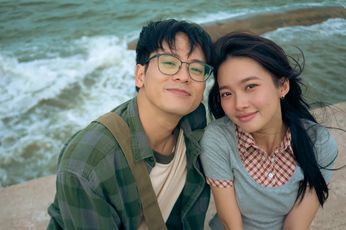 Kim Kh&aacute;nh: 'C&aacute;m ơn người đ&atilde; thức c&ugrave;ng t&ocirc;i' l&agrave; c&aacute;nh cửa nghệ thuật mới - Ảnh 2.