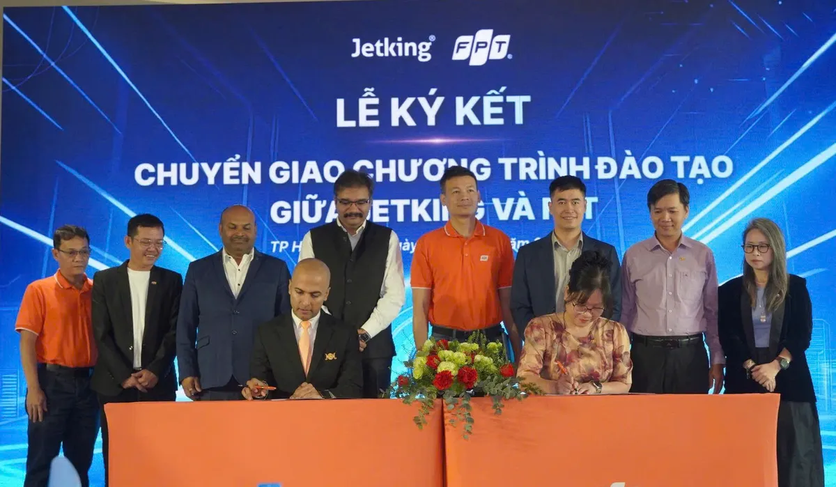 L&agrave;n s&oacute;ng đưa AI v&agrave;o giảng dạy: C&aacute;c trường đại học tăng tốc đ&agrave;o tạo nh&acirc;n lực cho kỷ nguy&ecirc;n số - Ảnh 2.