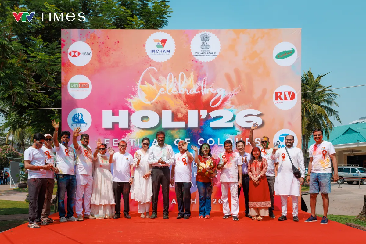 Lễ hội Holi nhuộm sắc m&agrave;u giao lưu văn h&oacute;a ở TP Hồ Ch&iacute; Minh - Ảnh 2.