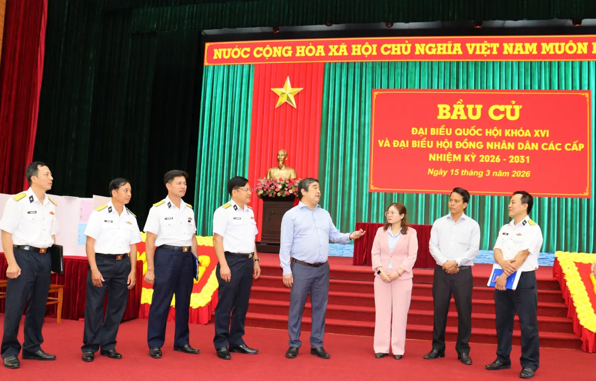 Học viện Hải qu&acirc;n: Sẵn s&agrave;ng chu đ&aacute;o cho ng&agrave;y hội non s&ocirc;ng tại điểm bầu cử số 39 - Ảnh 2.