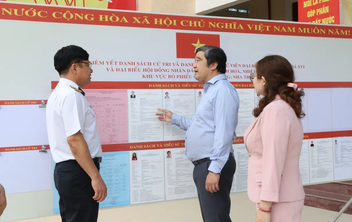 Học viện Hải qu&acirc;n: Sẵn s&agrave;ng chu đ&aacute;o cho ng&agrave;y hội non s&ocirc;ng tại điểm bầu cử số 39 - Ảnh 1.