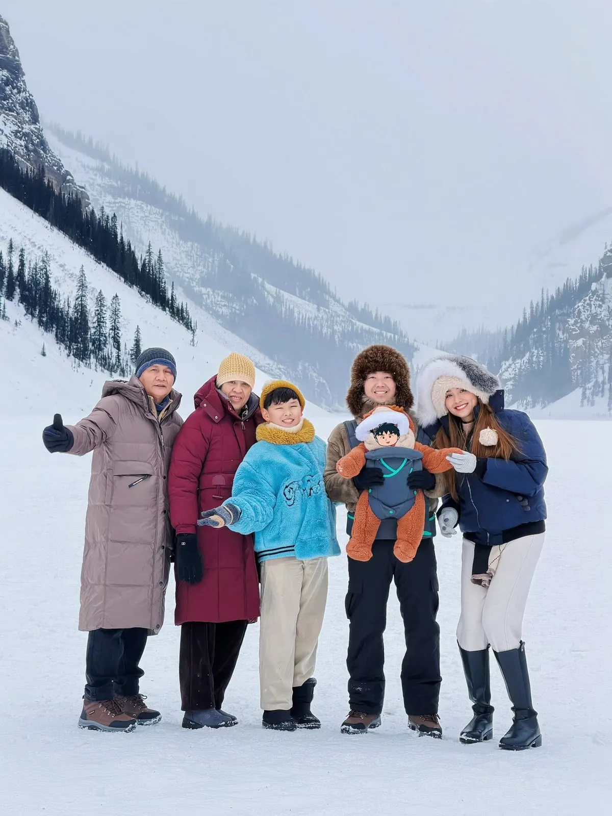 Điểm tin sao Việt: Midu tận hưởng cuộc sống vợ chồng son - Ảnh 2.