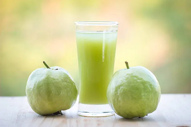 4 l&yacute; do n&ecirc;n ăn ổi thường xuy&ecirc;n để l&agrave;n da khỏe đẹp- Ảnh 1.