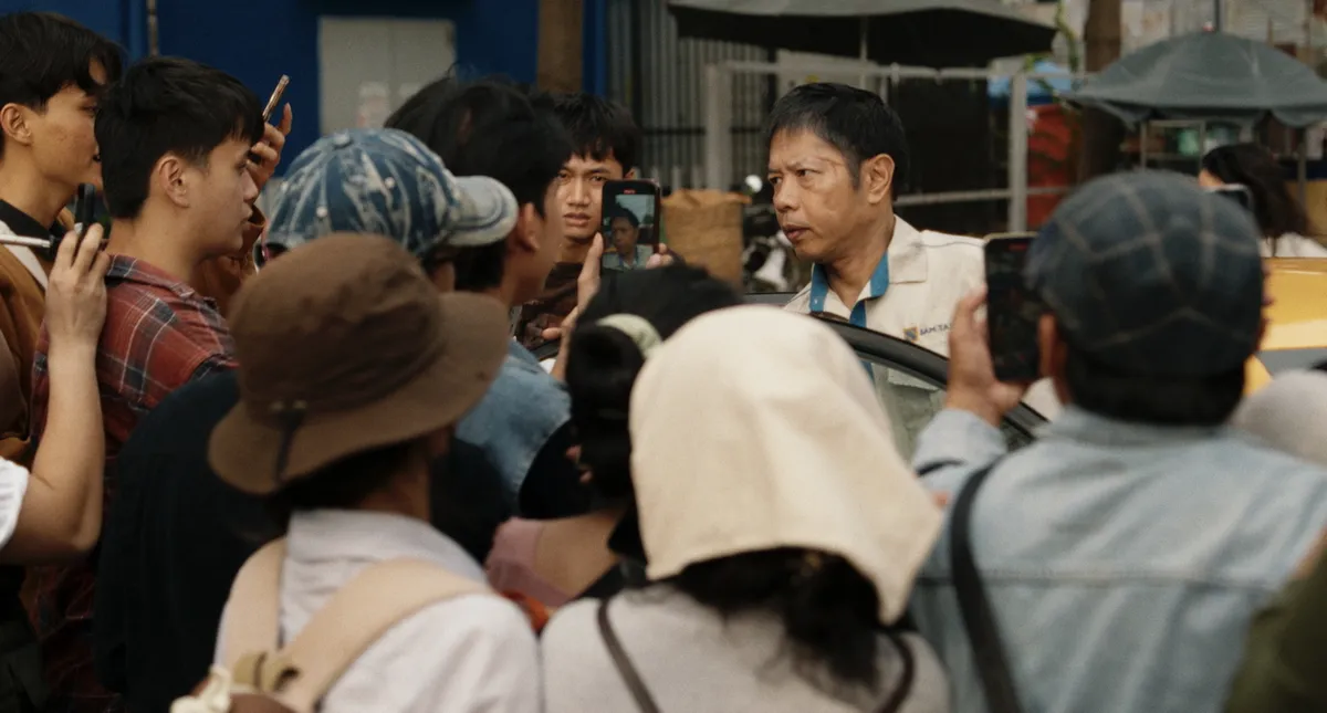 Phim "Anh H&ugrave;ng" h&eacute; lộ loạt diễn biến gay cấn xung quanh nghi &aacute;n trục lợi từ thiện - Ảnh 2.