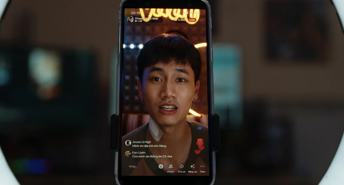 Phim "Anh H&ugrave;ng" h&eacute; lộ loạt diễn biến gay cấn xung quanh nghi &aacute;n trục lợi từ thiện - Ảnh 1.