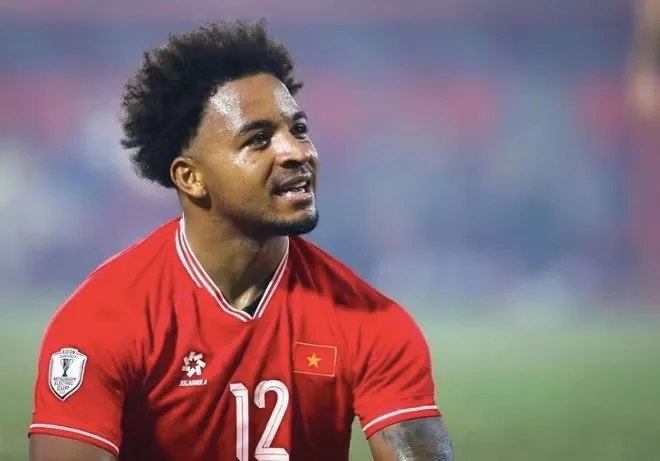 Xu&acirc;n Son, Văn Vĩ được gọi l&ecirc;n tuyển Việt Nam chuẩn bị đấu Malaysia- Ảnh 1.