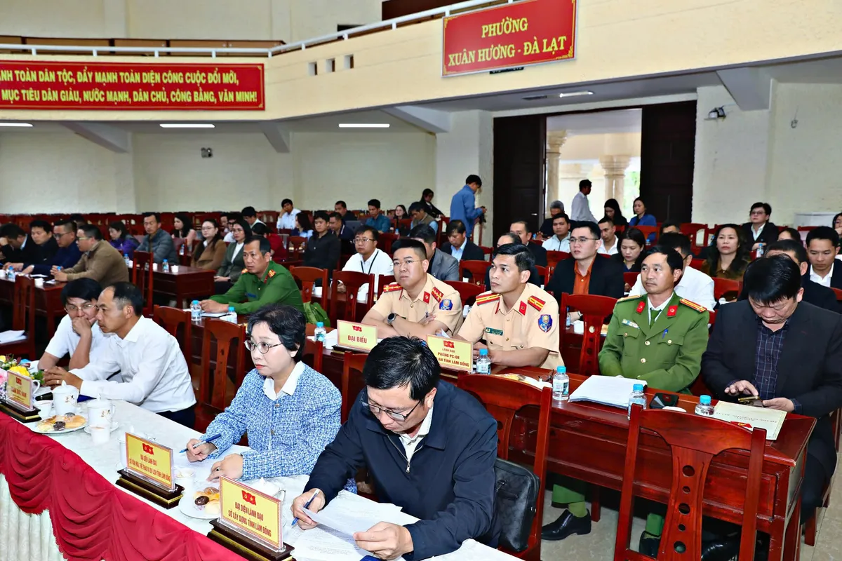 Chủ động ph&acirc;n luồng giao th&ocirc;ng, k&iacute;ch cầu du lịch khi s&acirc;n bay Li&ecirc;n Khương tạm đ&oacute;ng cửa- Ảnh 1.