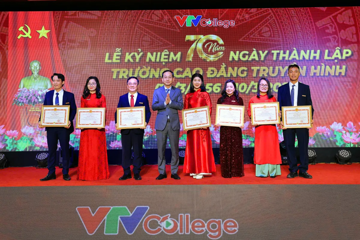 Dấu ấn 70 năm Trường Cao đẳng Truyền h&igrave;nh - Ảnh 4.
