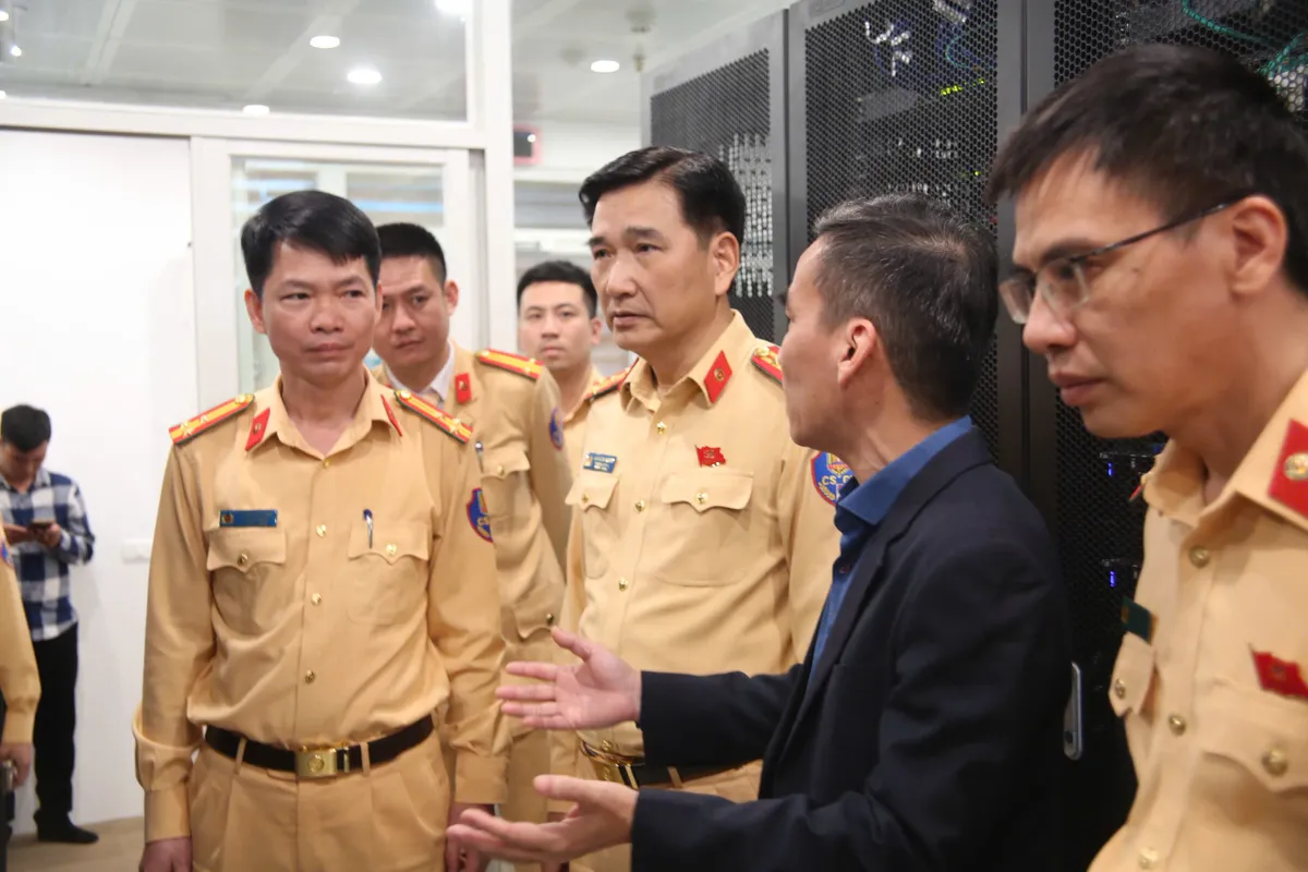 CSGT H&agrave; Nội v&agrave; Hải Ph&ograve;ng trao đổi kinh nghiệm vận h&agrave;nh Trung t&acirc;m điều h&agrave;nh giao th&ocirc;ng th&ocirc;ng minh - Ảnh 3.