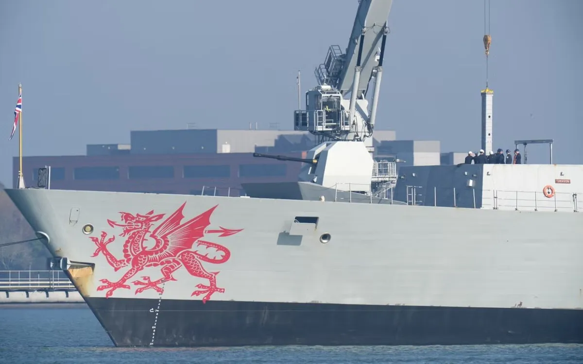 Tàu khu trục HMS Dragon của Hải quân Hoàng gia Anh (Ảnh: Independent)