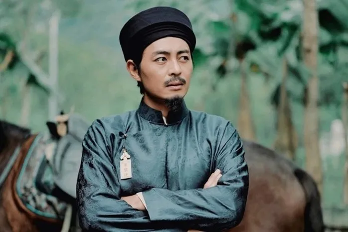 "Th&aacute;m tử Ki&ecirc;n" Quốc Huy n&oacute;i về nguy&ecirc;n tắc đ&oacute;ng cảnh n&oacute;ng - Ảnh 1.