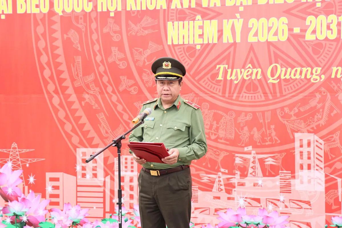 C&ocirc;ng an tỉnh Tuy&ecirc;n Quang quyết t&acirc;m bảo đảm an ninh, an to&agrave;n cuộc bầu cử - Ảnh 2.