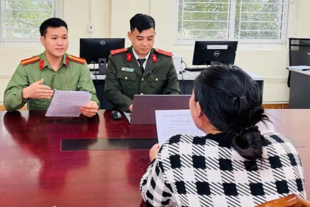 Phạt 7,5 triệu đồng người phụ nữ chia sẻ video sai sự thật do AI tạo- Ảnh 1.