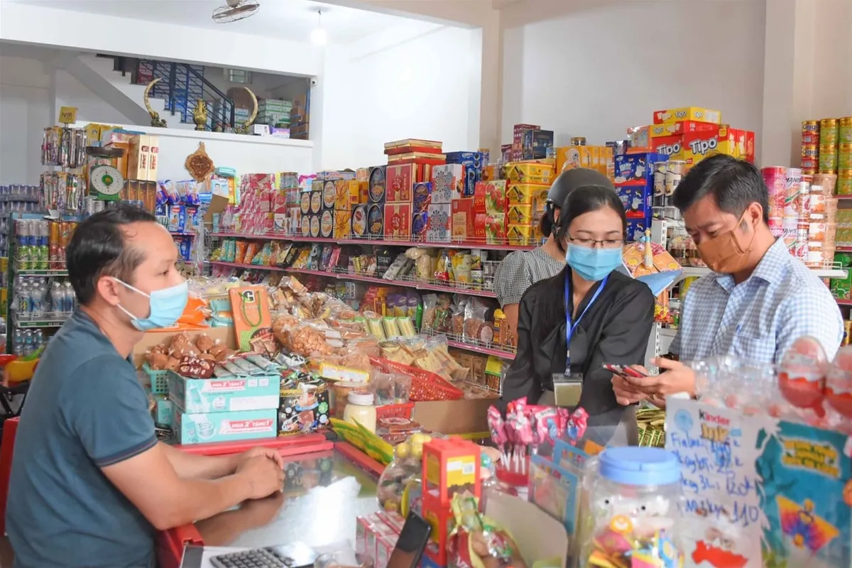 Siết chặt quản l&yacute; thuế hộ kinh doanh: &Aacute;p dụng h&oacute;a đơn điện tử từ m&aacute;y t&iacute;nh tiền với ngưỡng doanh thu 1 tỷ đồng- Ảnh 1.