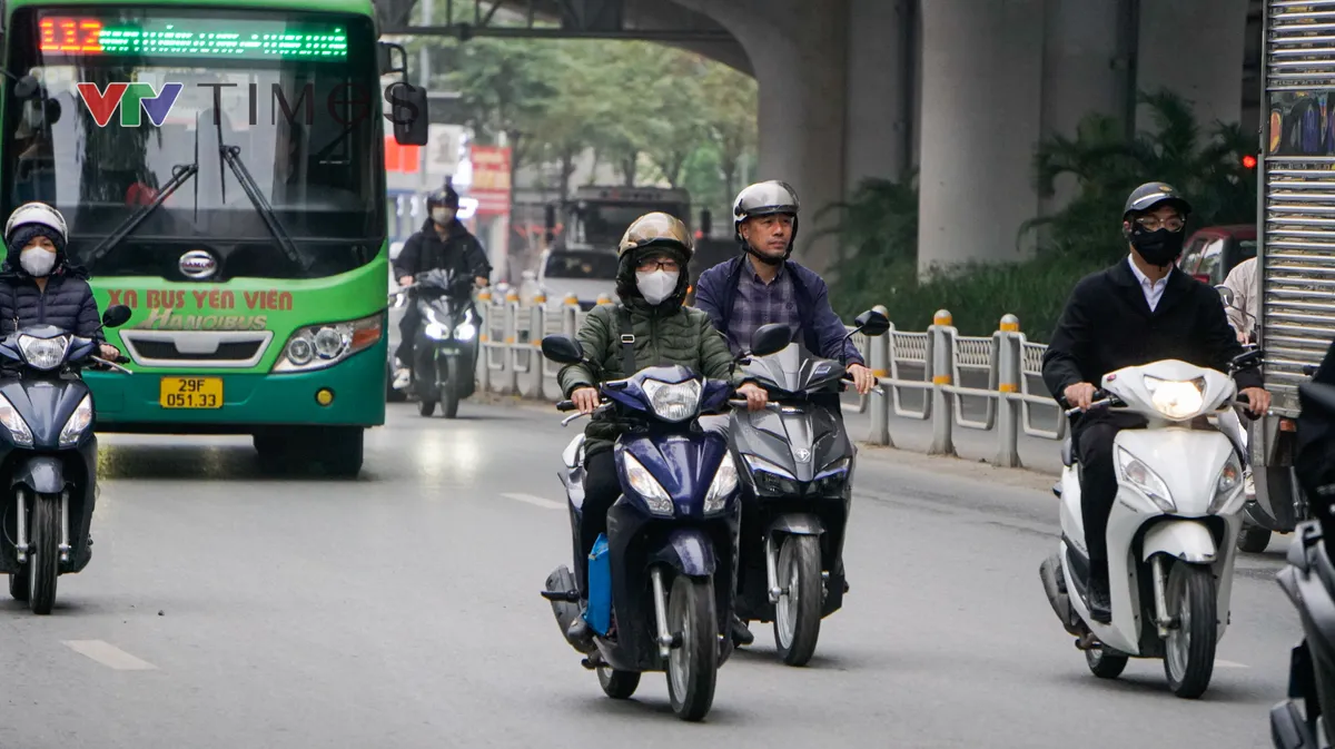 Miền Bắc trưa chiều nắng, r&eacute;t về đ&ecirc;m, Nam Bộ chiều tối mưa d&ocirc;ng- Ảnh 1.