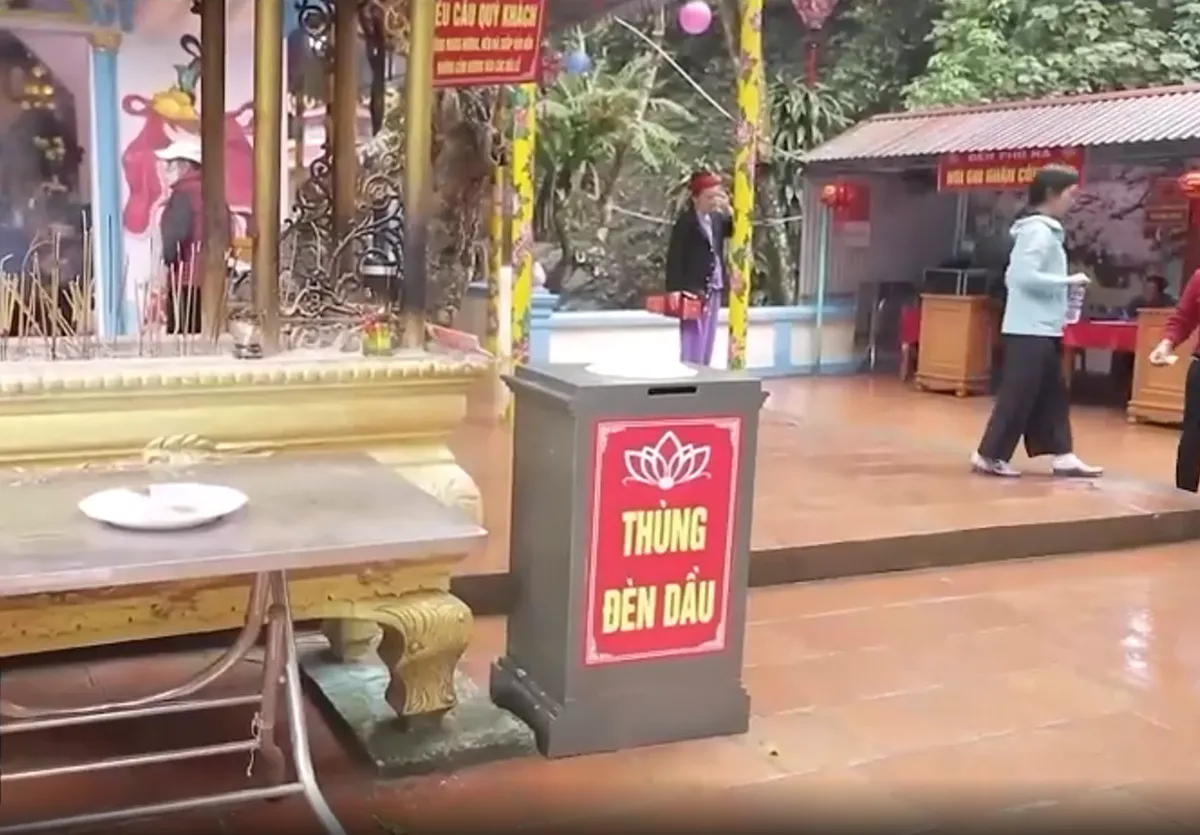 H&eacute; lộ nguồn tiền c&ocirc;ng đức tại c&aacute;c khu di t&iacute;ch - Ảnh 4.