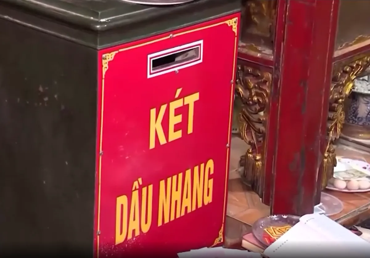 H&eacute; lộ nguồn tiền c&ocirc;ng đức tại c&aacute;c khu di t&iacute;ch - Ảnh 9.