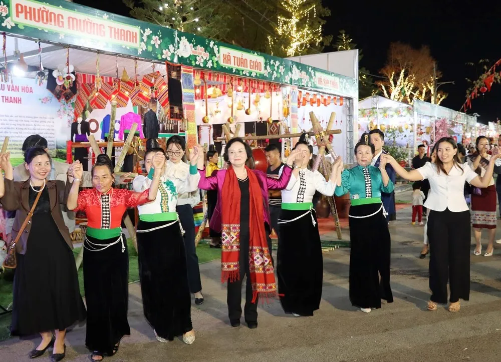 Ph&oacute; Thủ tướng Phạm Thị Thanh Tr&agrave;: Mở rộng v&ugrave;ng nguy&ecirc;n liệu, ph&aacute;t triển sản xuất h&agrave;ng h&oacute;a quy m&ocirc; lớn tại Điện Bi&ecirc;n - Ảnh 6.