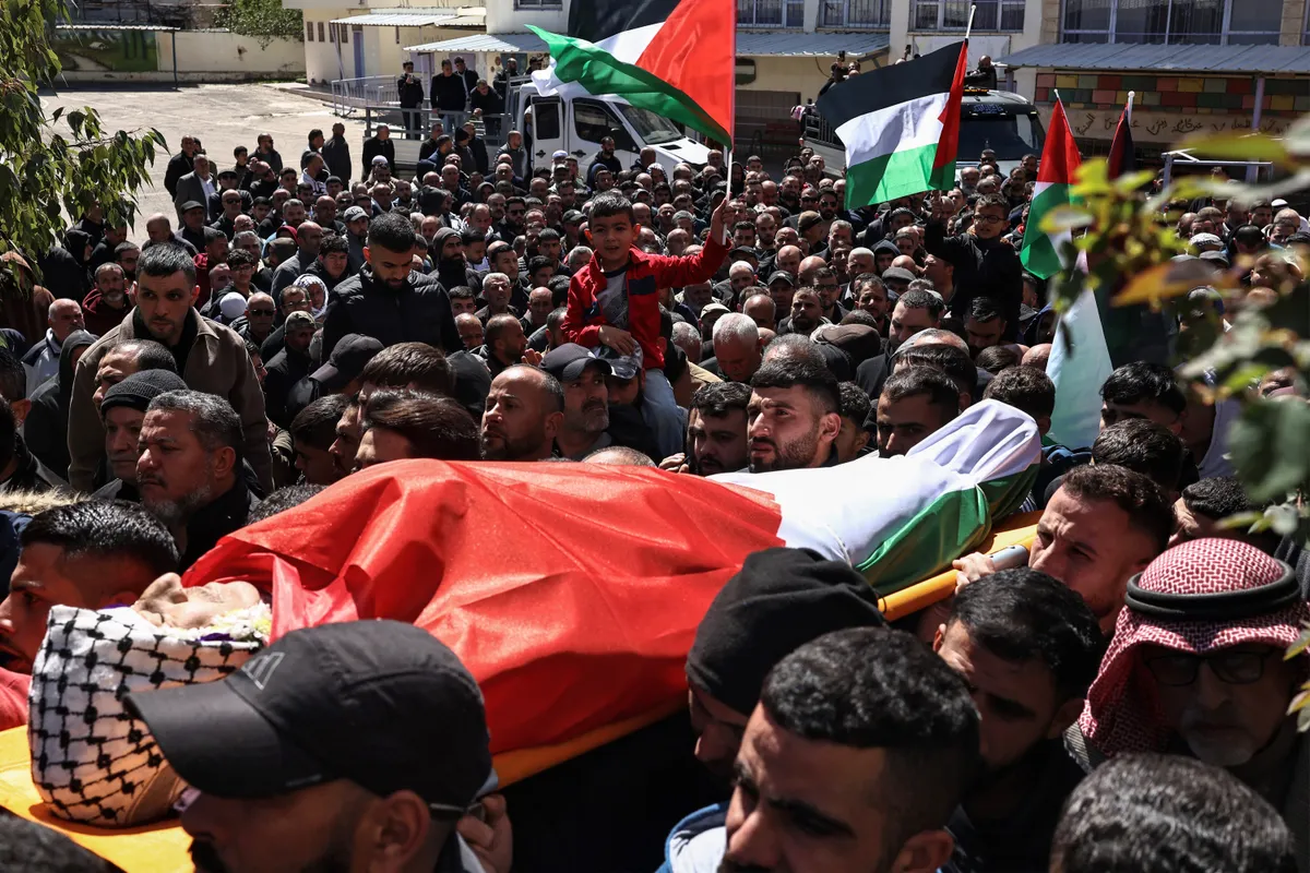 Bạo lực do người định cư Israel g&acirc;y ra gia tăng ở Bờ T&acirc;y trong bối cảnh chiến tranh Iran  - Ảnh 1.