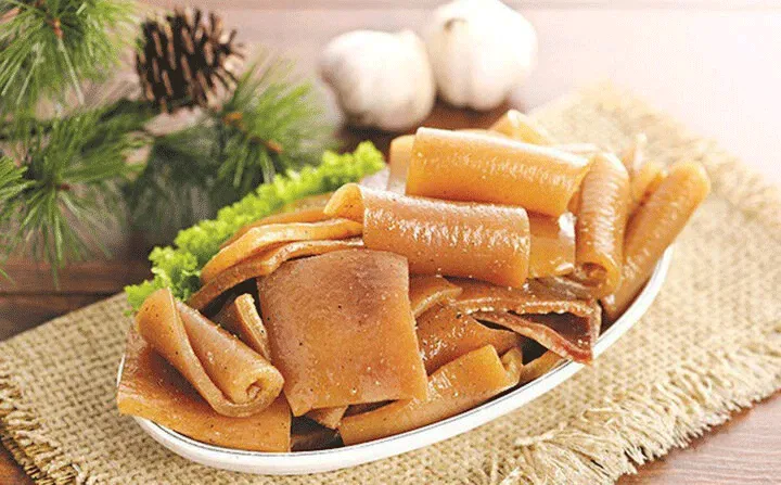 Bì lợn: Nguồn collagen tự nhiên nhưng cần ăn đúng cách- Ảnh 1. Bì lợn: Nguồn collagen tự nhiên nhưng cần ăn đúng cách- Ảnh 1.