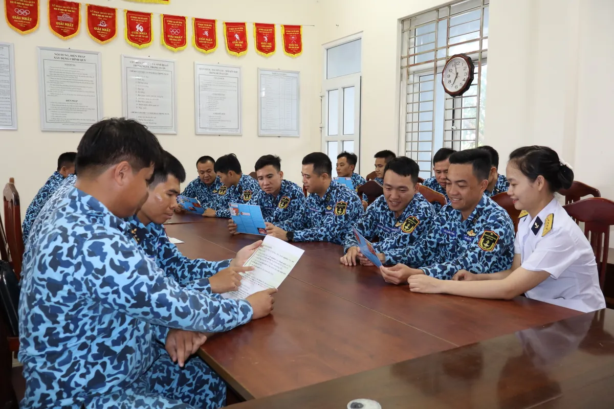 Lữ đo&agrave;n T&agrave;u ngầm 189: Vững v&agrave;ng bản lĩnh nơi biển s&acirc;u, hướng về ng&agrave;y hội lớn - Ảnh 3.