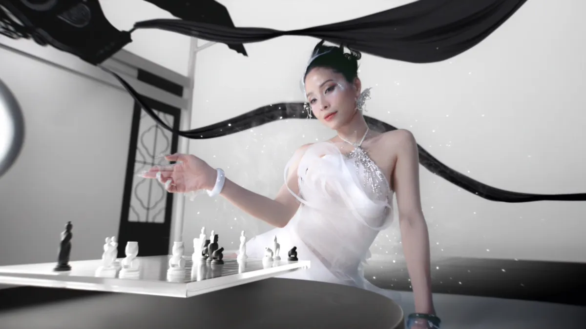 Ca nương Kiều Anh mời &ocirc;ng x&atilde; v&agrave; cả d&agrave;n sao l&agrave;m kh&aacute;ch mời trong MV đầu ti&ecirc;n - Ảnh 8.