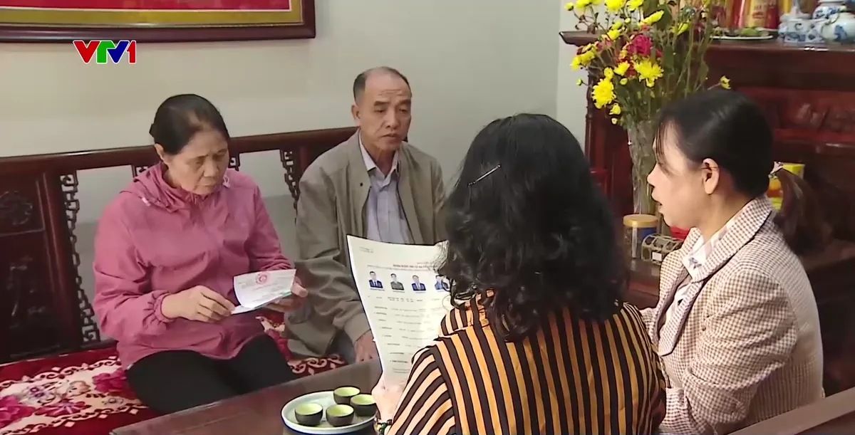 Người cao tuổi t&iacute;ch cực tham gia c&ocirc;ng t&aacute;c bầu cử - Ảnh 1.