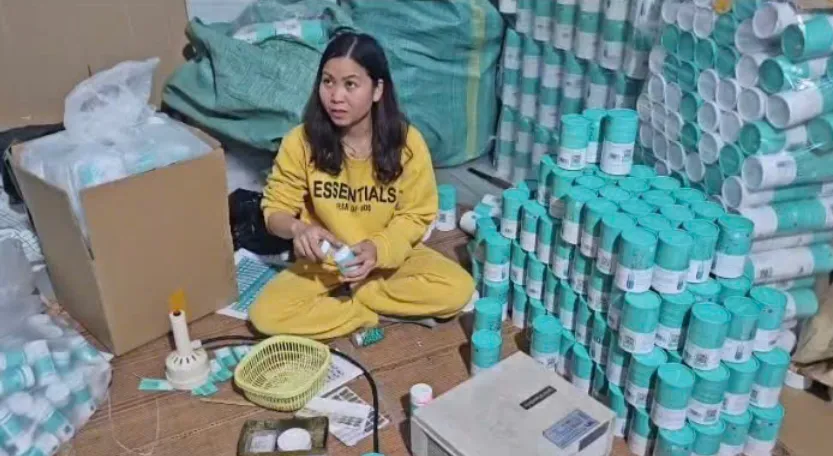 Chi&ecirc;u tr&ograve; sản xuất thuốc giả: Trộn t&acirc;n dược, gắn m&aacute;c &ldquo;đ&ocirc;ng y gia truyền&rdquo; để b&aacute;n tr&ecirc;n mạng- Ảnh 4.