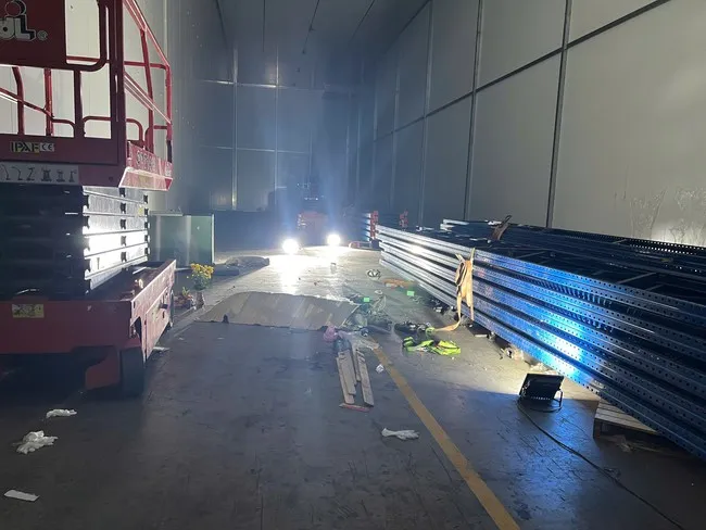 Nguy&ecirc;n nh&acirc;n vụ sập la ph&ocirc;ng  ở TP Hồ Ch&iacute; Minh l&agrave;m 1 người chết, 3 người bị thương - Ảnh 1.