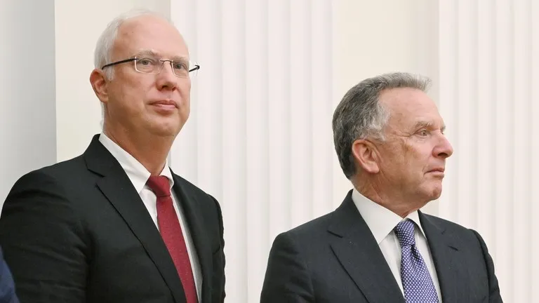 C&aacute;c đặc ph&aacute;i vi&ecirc;n Nga - Mỹ thảo luận về năng lượng Nga, khủng hoảng dầu mỏ Iran  - Ảnh 1.