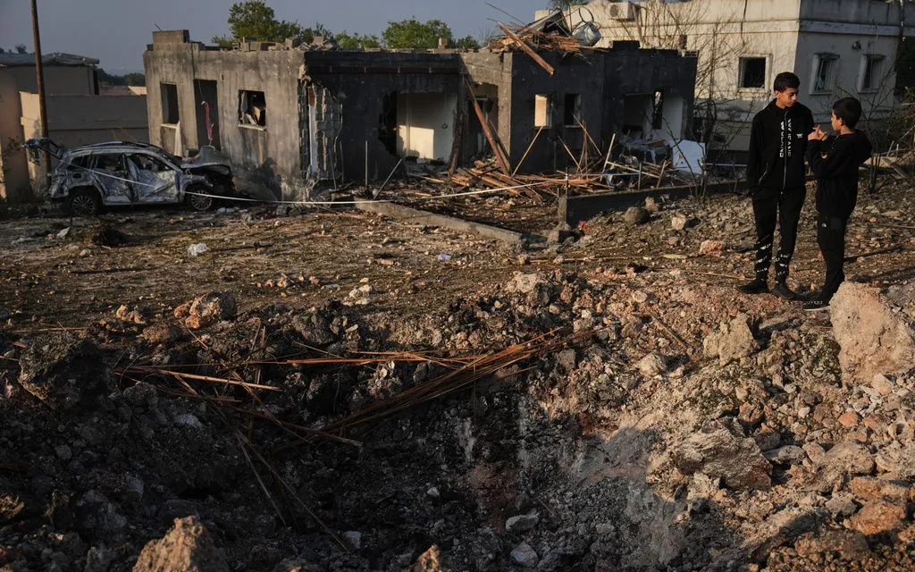 Israel tuy&ecirc;n bố đ&atilde; ph&aacute; hủy 250 UAV, h&agrave;ng chục bệ ph&oacute;ng t&ecirc;n lửa của Iran  - Ảnh 1.