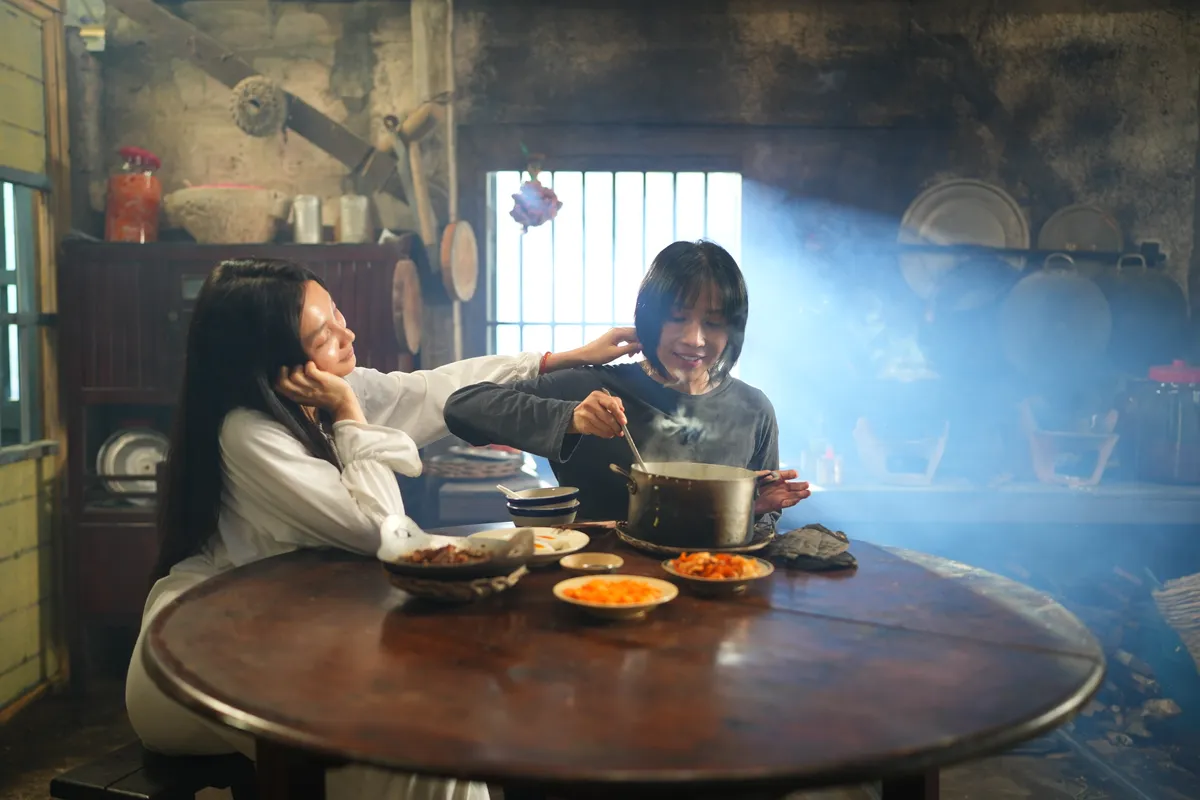 'Quỷ nhập tr&agrave;ng' t&aacute;i xuất: đối thủ đ&aacute;ng gờm của phim 'T&agrave;i'- Ảnh 1.