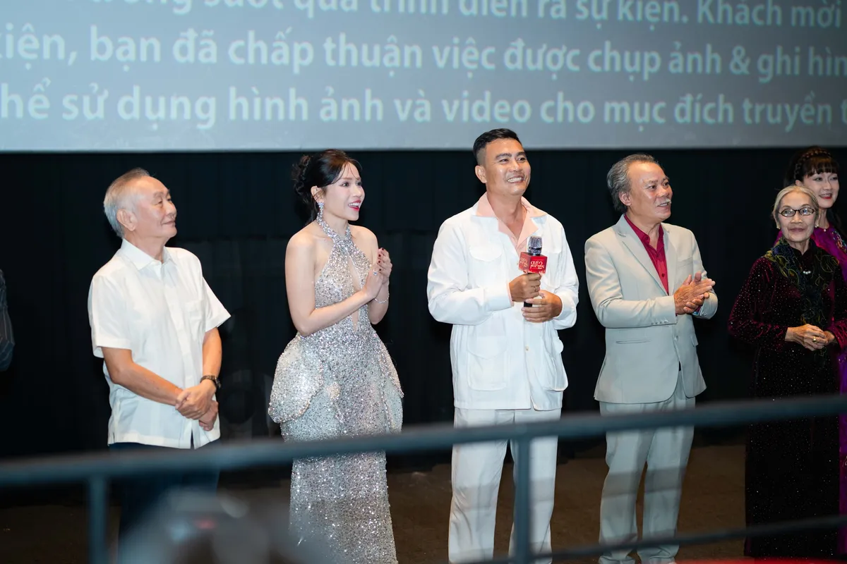 'Quỷ nhập tr&agrave;ng' t&aacute;i xuất: đối thủ đ&aacute;ng gờm của phim 'T&agrave;i'- Ảnh 4.