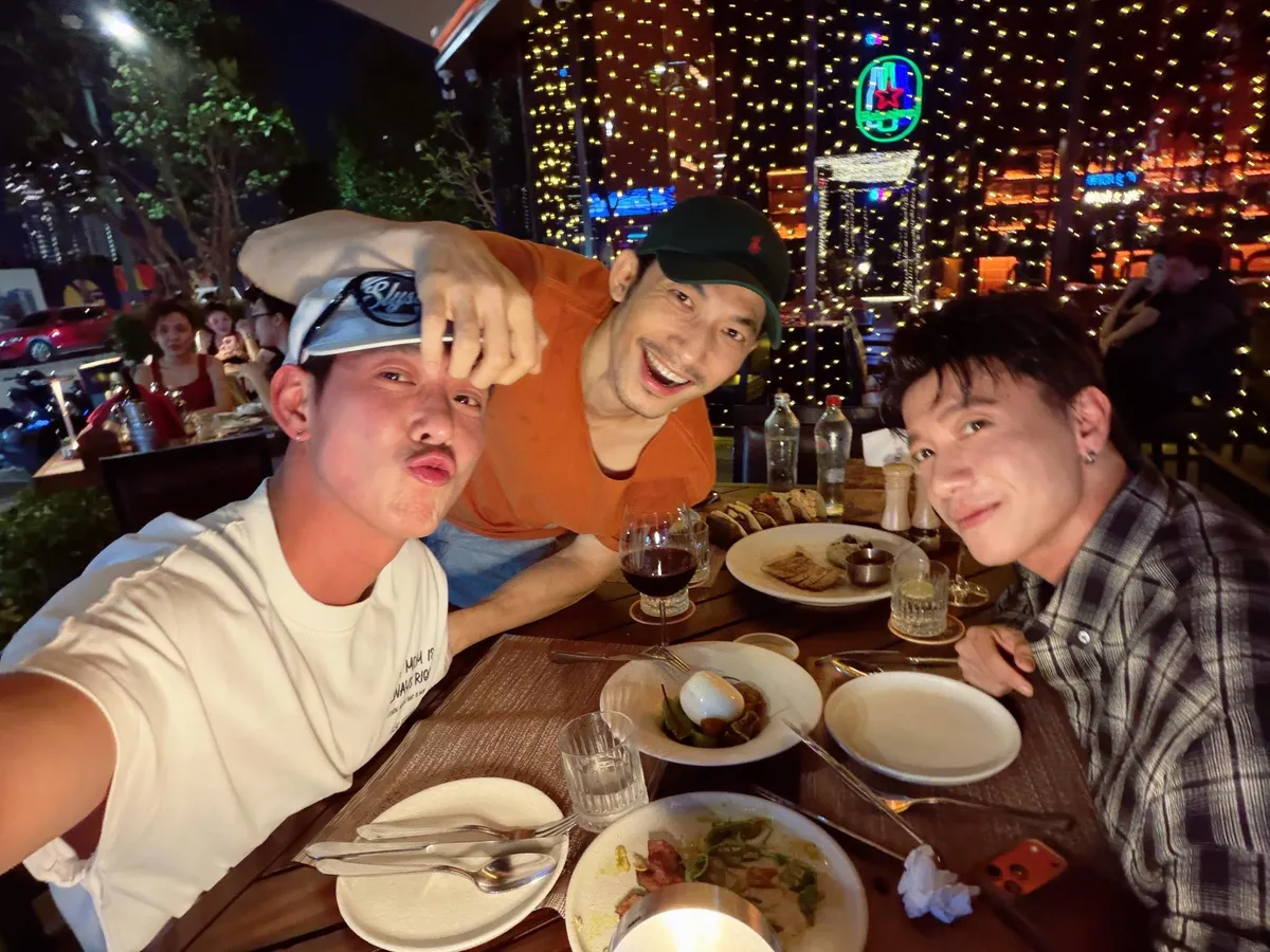 Điểm tin sao Việt: Hồ Ngọc H&agrave; chia sẻ phong c&aacute;ch sống t&iacute;ch cực- Ảnh 6.