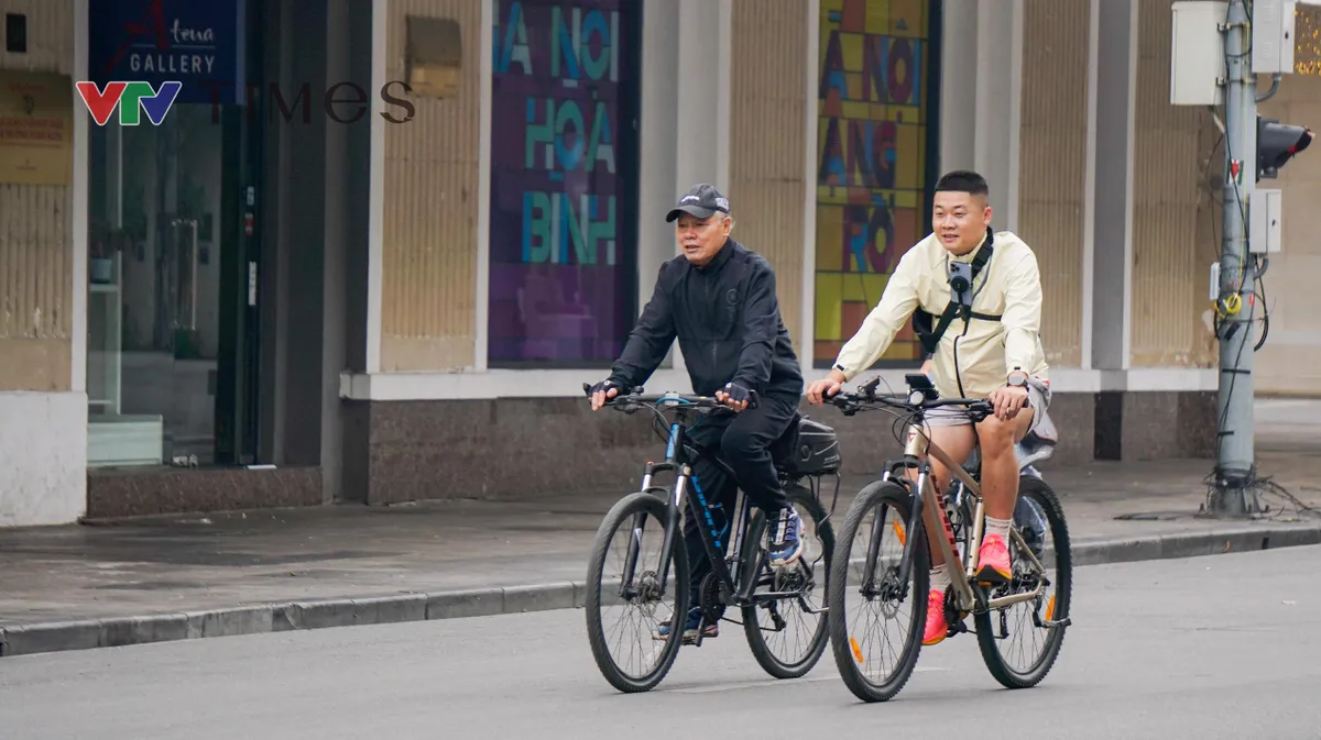 Miền Bắc s&aacute;ng v&agrave; đ&ecirc;m trời r&eacute;t, Nam Bộ nắng n&oacute;ng- Ảnh 1.