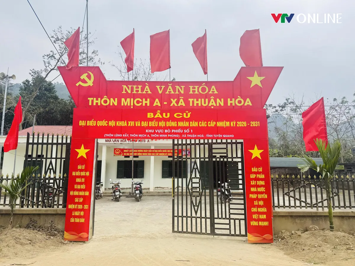 Thuận H&ograve;a (Tuy&ecirc;n Quang): Kh&ocirc;ng kh&iacute; bầu cử lan tỏa từ c&aacute;c th&ocirc;n bản - Ảnh 1.