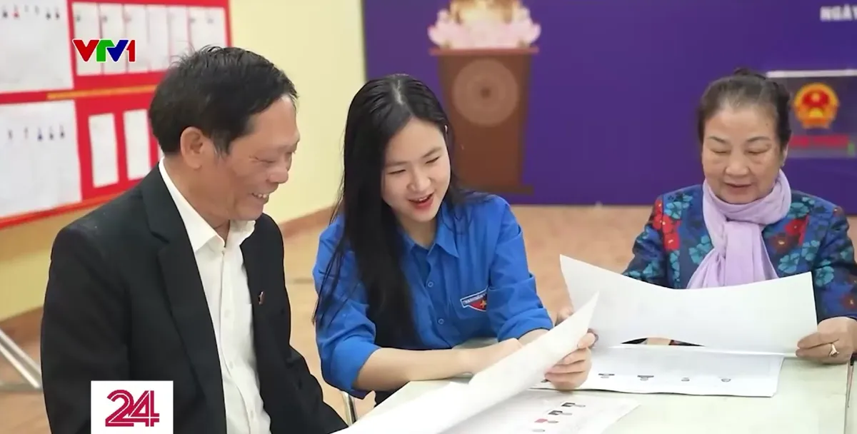 Sức trẻ lan tỏa tinh thần ng&agrave;y bầu cử - Ảnh 1.