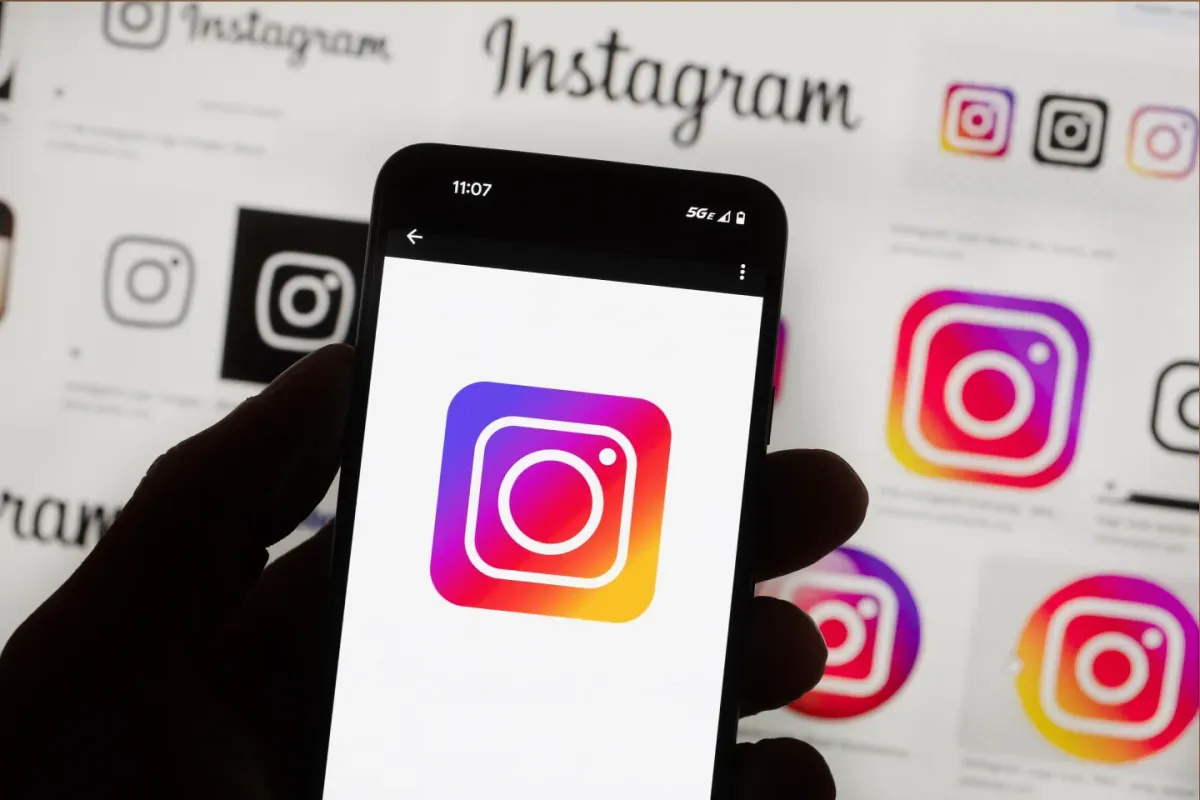 Bồi thẩm đo&agrave;n Mỹ xem x&eacute;t ph&aacute;n quyết vụ kiện Instagram - Ảnh 1.