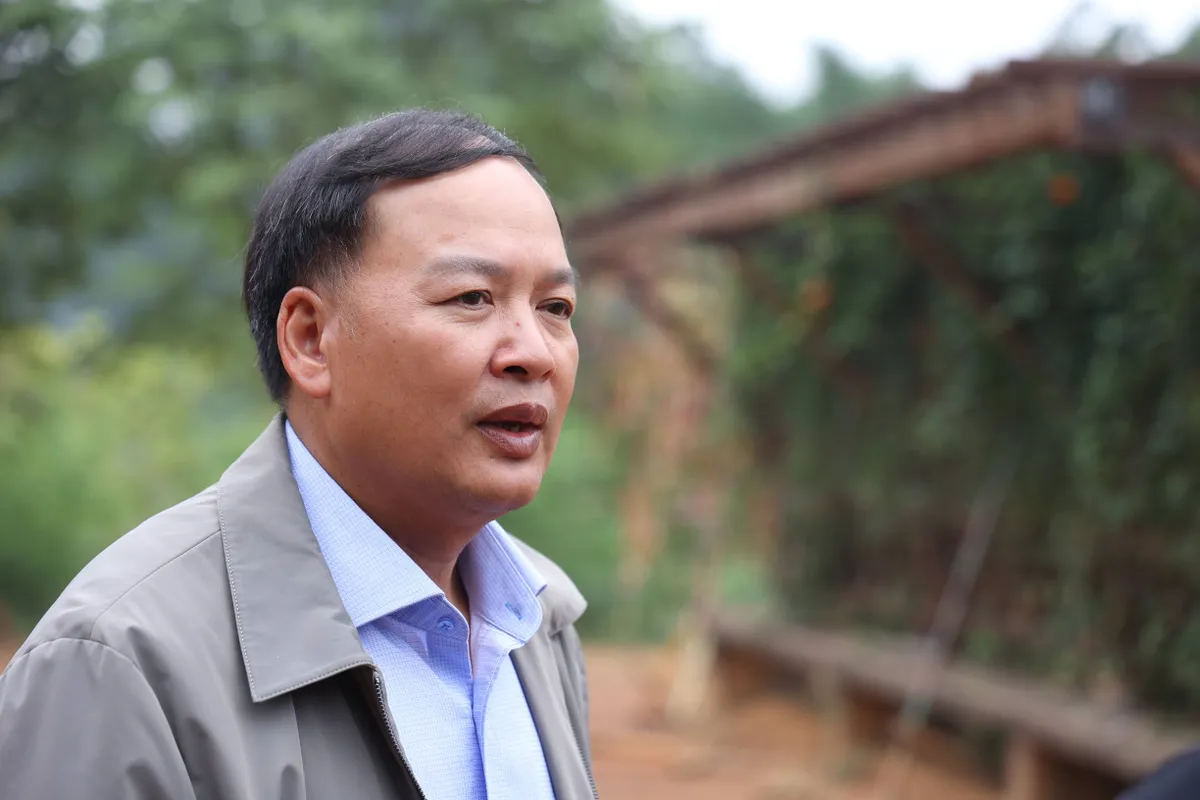 Niềm vinh dự của đồng b&agrave;o c&aacute;c d&acirc;n tộc khi cầm l&aacute; phiếu tại Thủ đ&ocirc; - Ảnh 1.