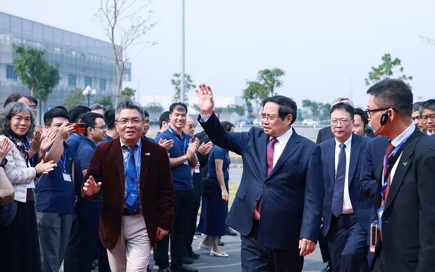 Thủ tướng: Ph&aacute;t triển khoa học c&ocirc;ng nghệ kh&ocirc;ng gian vũ trụ tr&ecirc;n tinh thần &ldquo;3 đẩy mạnh&rdquo; v&agrave; &ldquo;3 c&ugrave;ng&rdquo; - Ảnh 1.