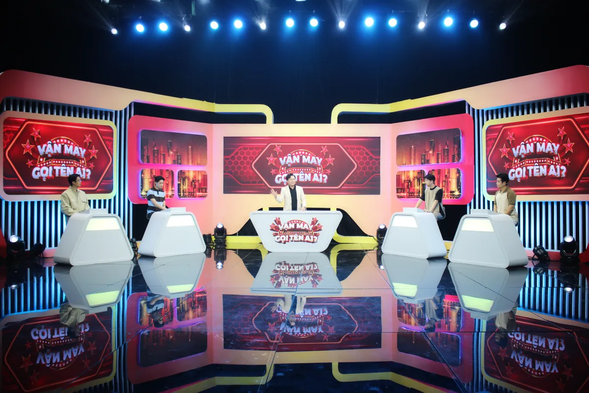 Vận may gọi t&ecirc;n ai? -Tập 2: Nam ch&iacute;nh phim "Mặt trời lạnh" sớm rời cuộc chơi - Ảnh 2.