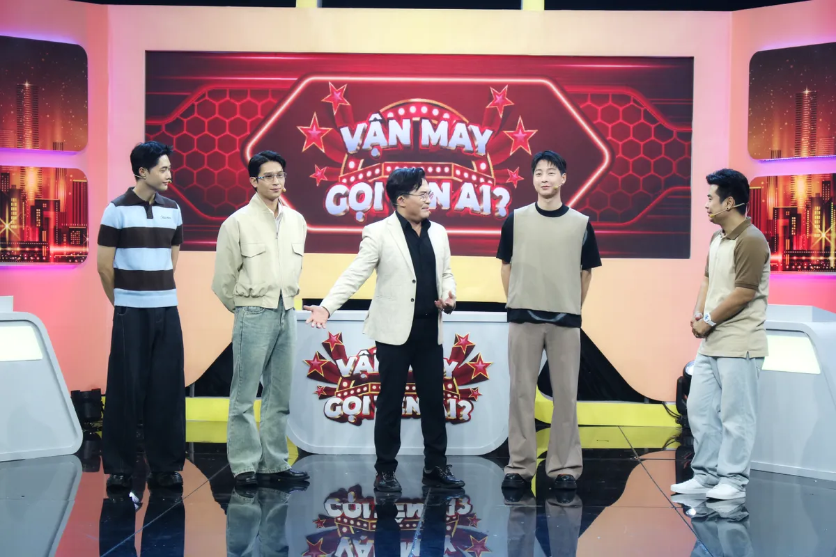 Vận may gọi t&ecirc;n ai? -Tập 2: Nam ch&iacute;nh phim "Mặt trời lạnh" sớm rời cuộc chơi - Ảnh 1.