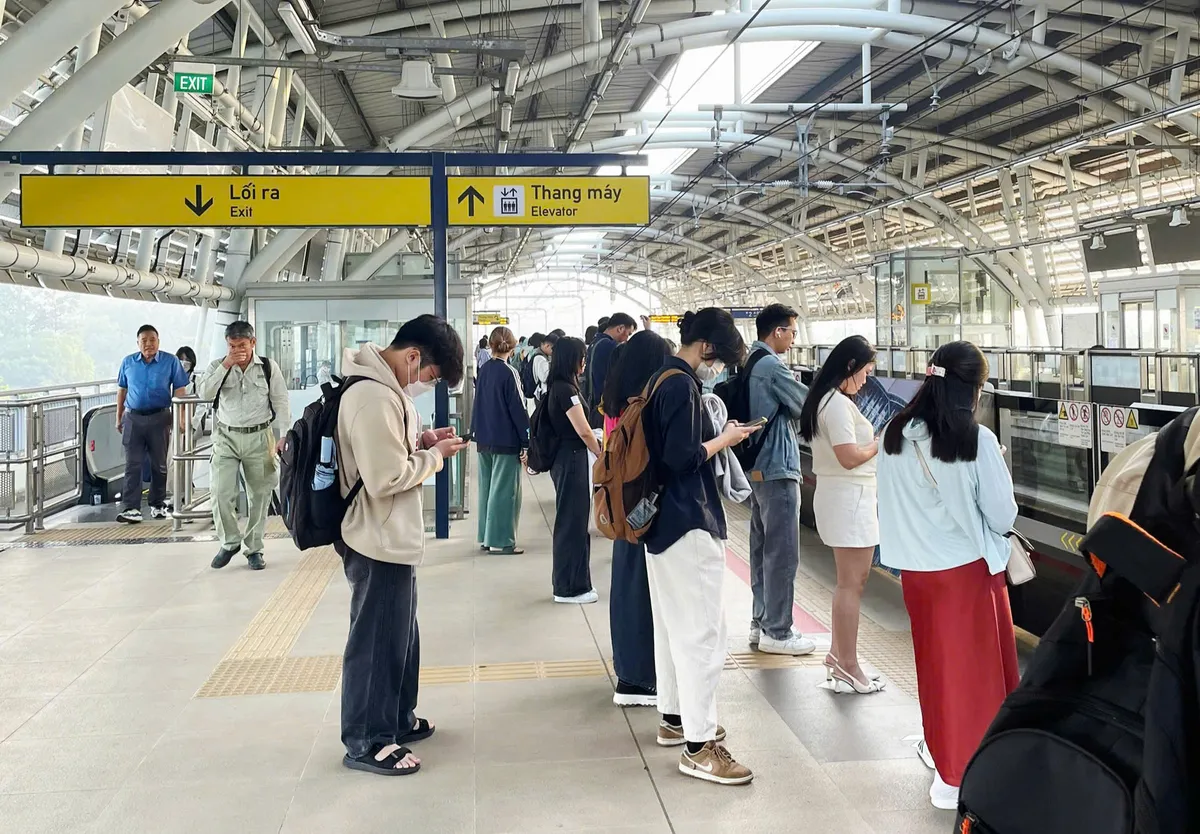 Khơi l&ograve;ng trắc ẩn, giảm &aacute;p lực tinh thần trong thời đại AI- Ảnh 1.