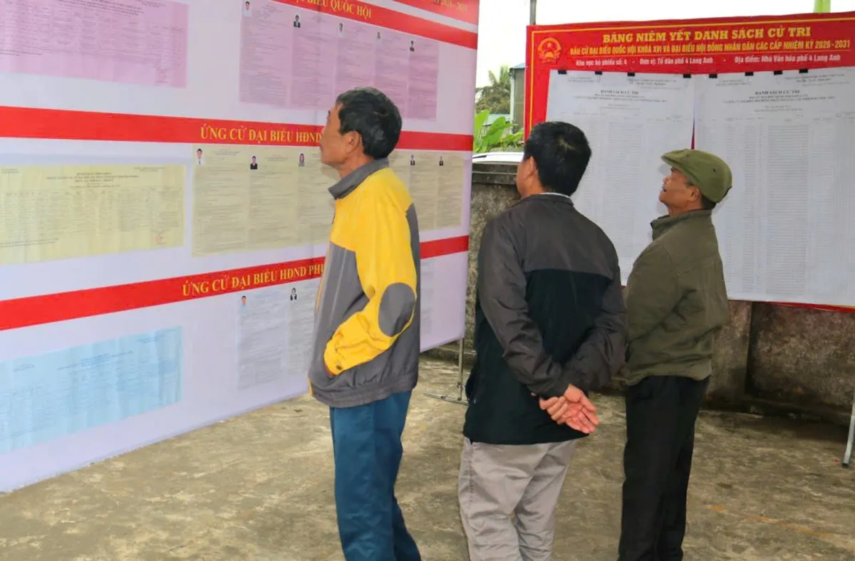 Không khí chuẩn bị bầu cử rộn ràng trên các tuyến phố phường Nguyệt Viên - Ảnh 3.