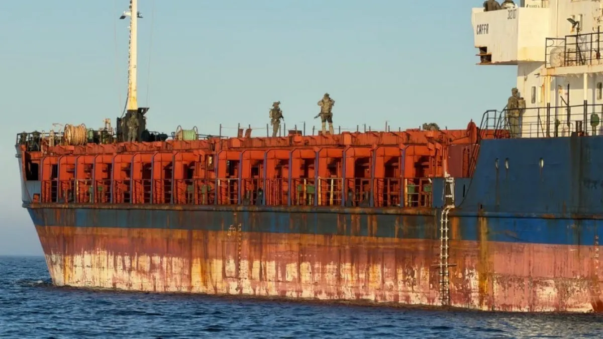 Thụy Điển bắt giữ t&agrave;u kh&ocirc;ng quốc tịch thứ 2 trong v&ograve;ng một tuần- Ảnh 1.