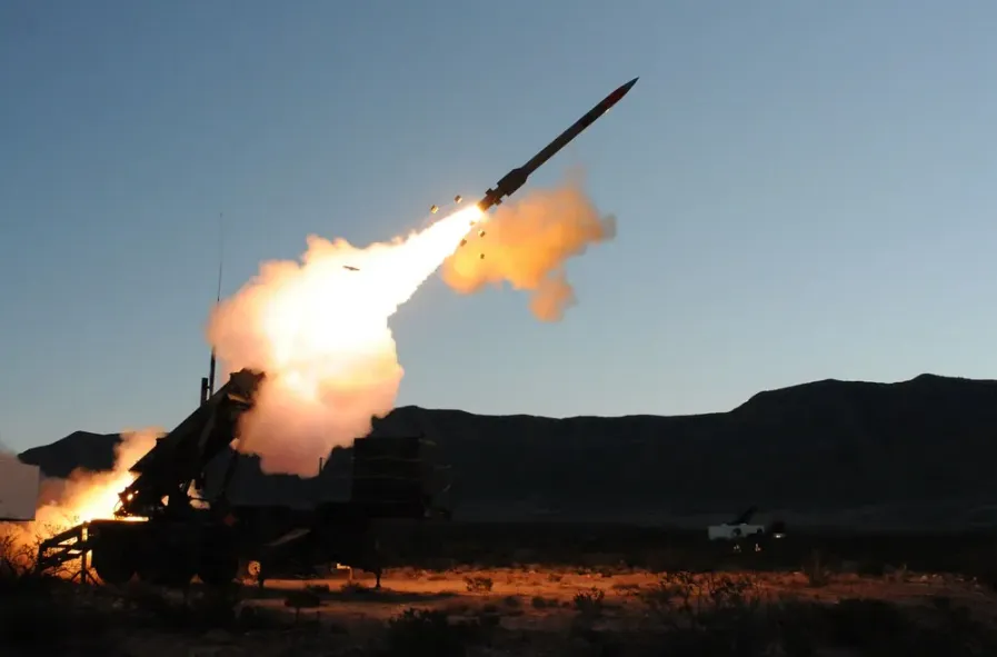 NATO đ&aacute;nh chặn t&ecirc;n lửa Iran thứ 3 tr&ecirc;n kh&ocirc;ng phận Thổ Nhĩ Kỳ- Ảnh 1.