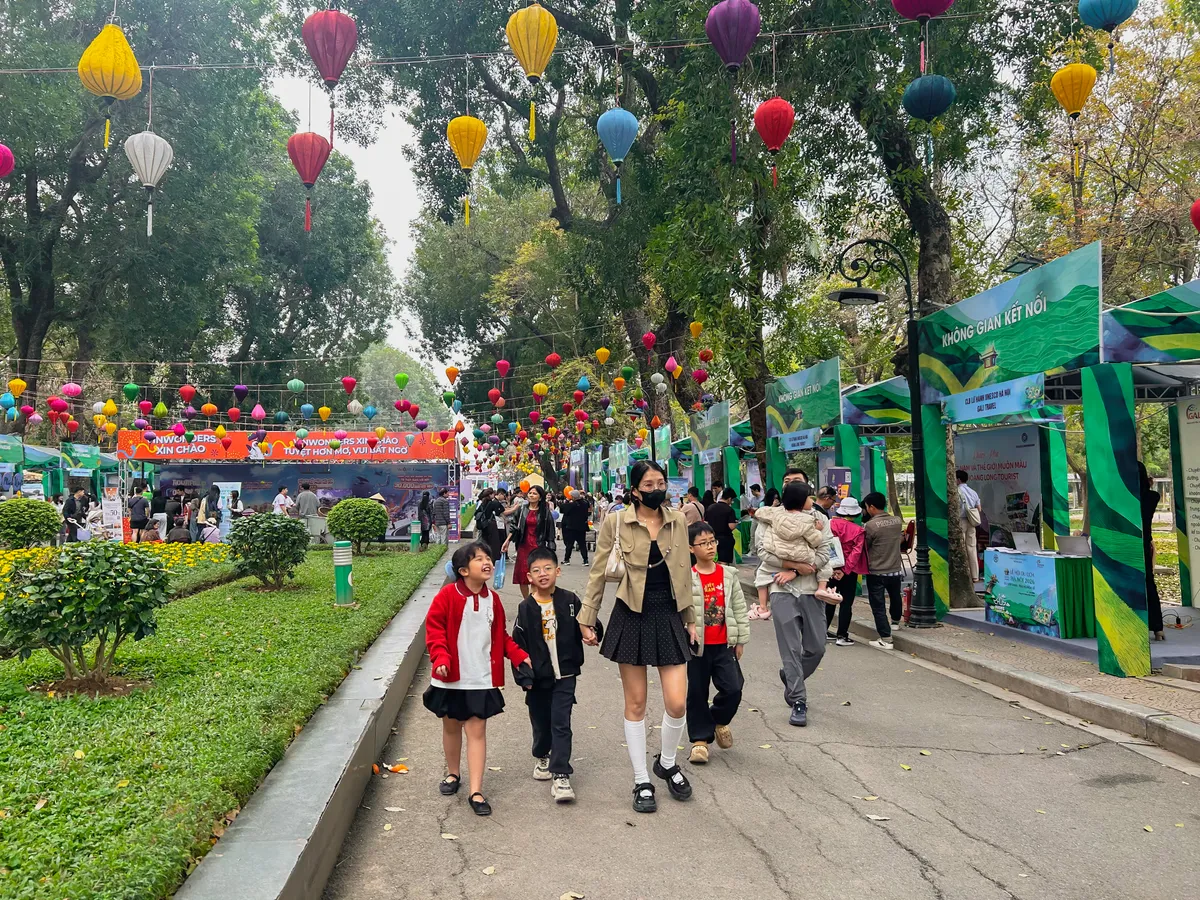 Đ&aacute;nh thức di sản bằng c&ocirc;ng nghệ tại Lễ hội Du lịch H&agrave; Nội 2026- Ảnh 5.