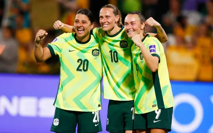 Australia v&agrave;o b&aacute;n kết Asian Cup nữ 2026, trở th&agrave;nh đại diện ch&acirc;u &Aacute; đầu ti&ecirc;n dự World Cup nữ 2027- Ảnh 1.