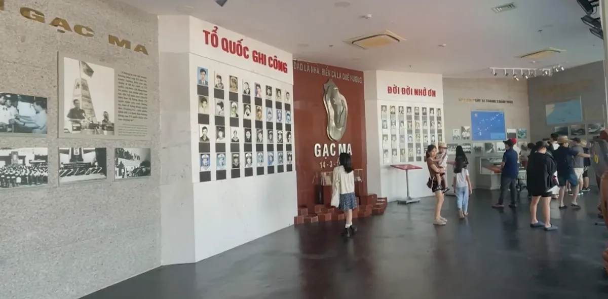 X&uacute;c động trước những kỷ vật của liệt sĩ Gạc Ma- Ảnh 4.