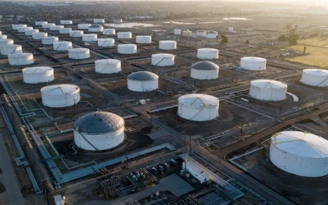 Cơ sở dự trữ dầu thô ở California, Mỹ. (Nguồn: AFP/TTXVN)